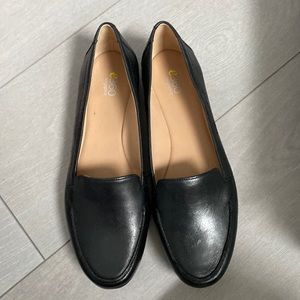 Women Black Comfort Loafers